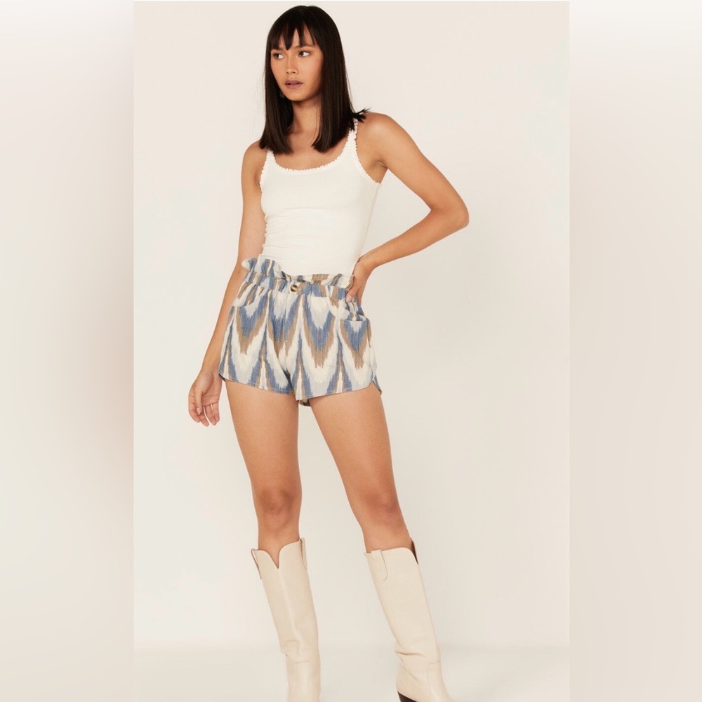SHYANNE WOMEN'S IKAT PRINT PAPERBAG SHORTS